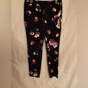 Old Navy Skinny Cropped Legs Pants